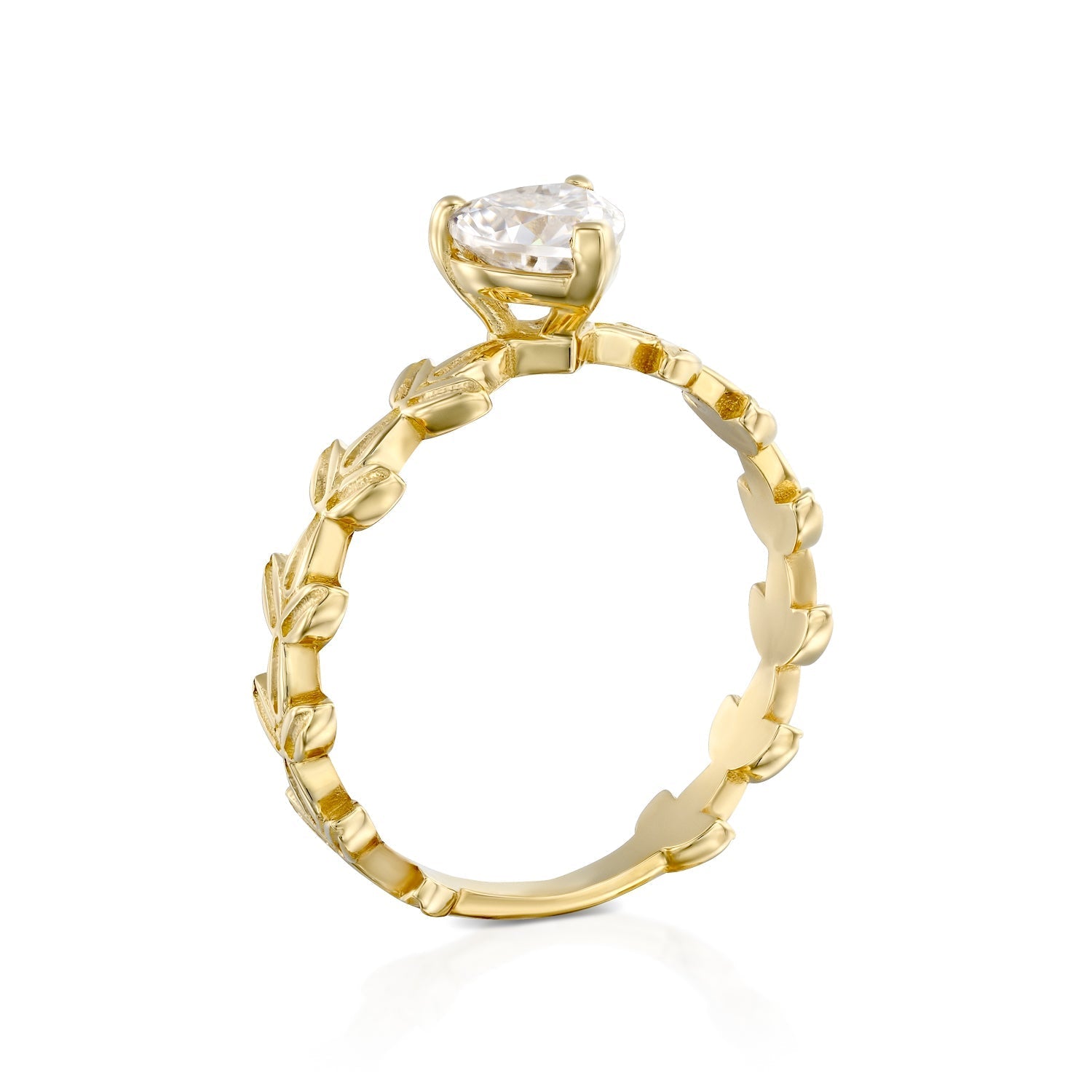 טבעת יהלום מיוחדת מזהב משובצת יהלום לב