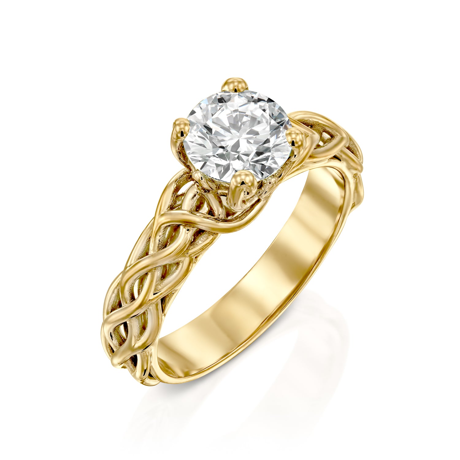 טבעת אירוסין מואסנייט זהב צהוב משובצת על רקע לבן