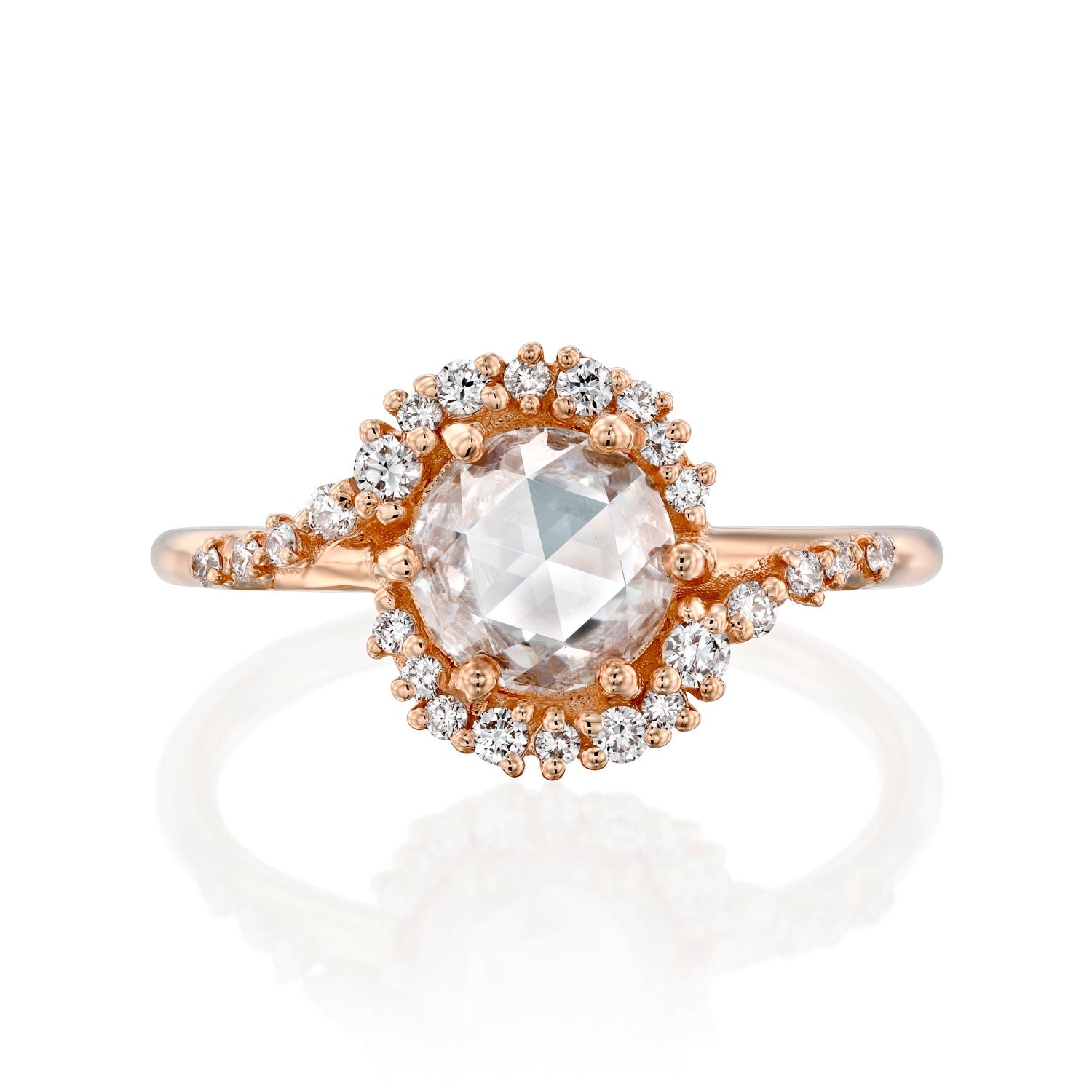 טבעת אירוסין בזהב אדום 14 קראט מיוחדת משובצת אבן מואסנייט ויהלומים