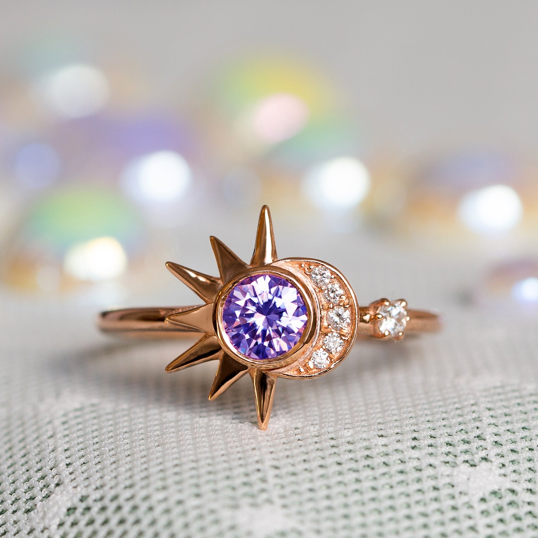 טבעת זהב ירח ושמש משובצת טנזנייט ויהלומים