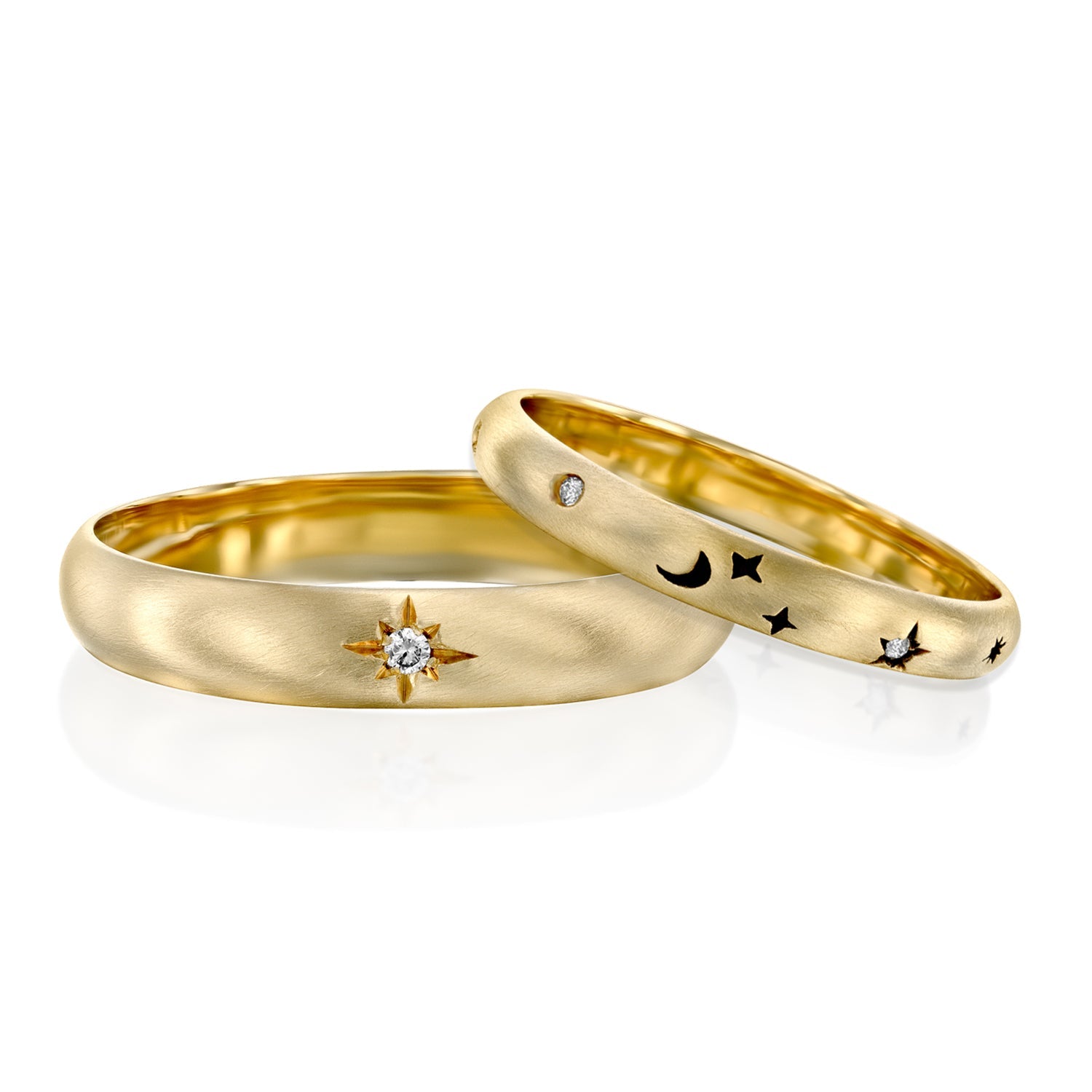 סט טבעות זהב לגבר ולאישה משובצות יהלומים בעיצוב ירח וכוכבים