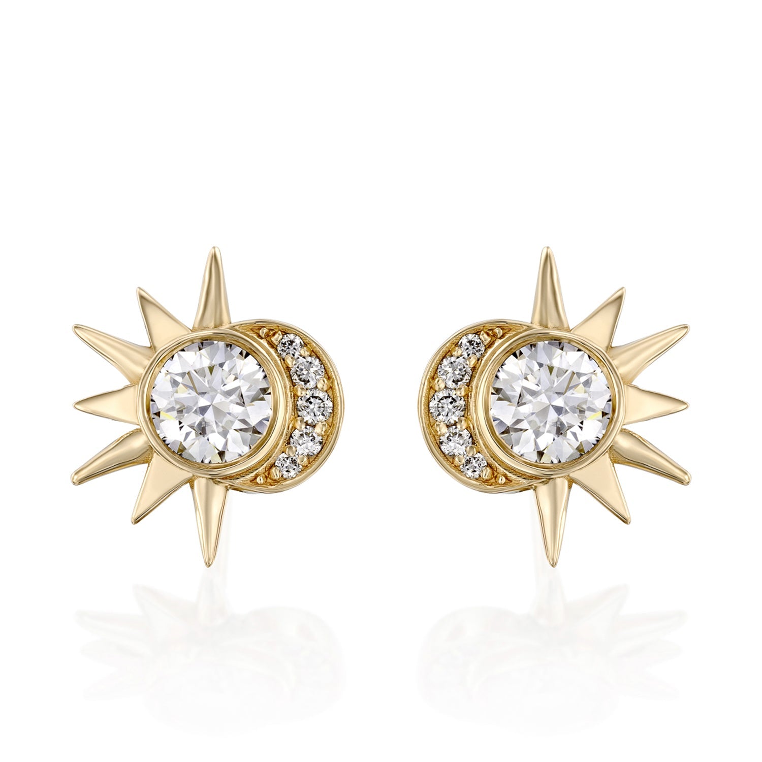 עגילים מוכנים למשלוח עשויים זהב צהוב 14 קראט משובצים יהלומים בעיצוב שמש ירח