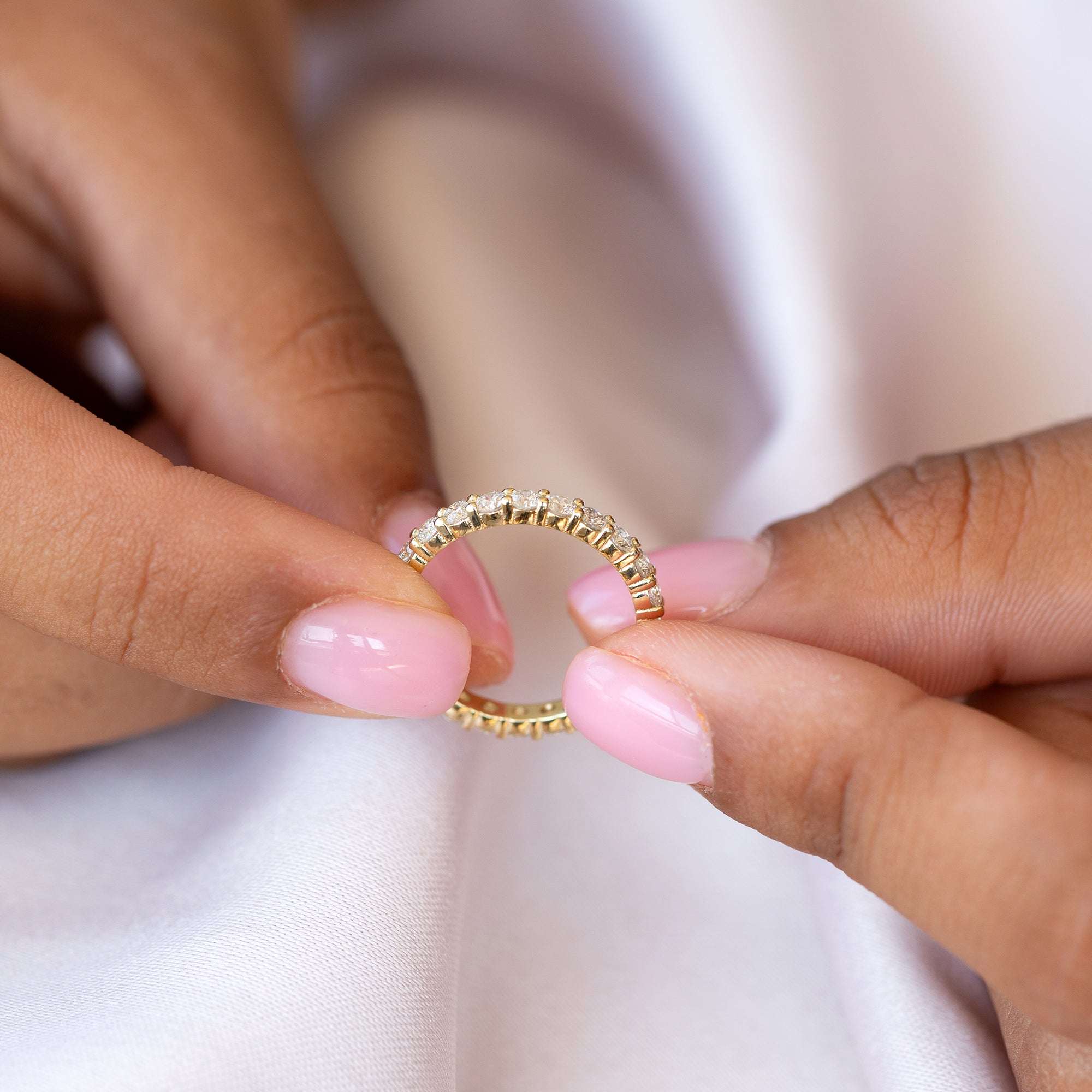 טבעת איטרניטי יהלומים