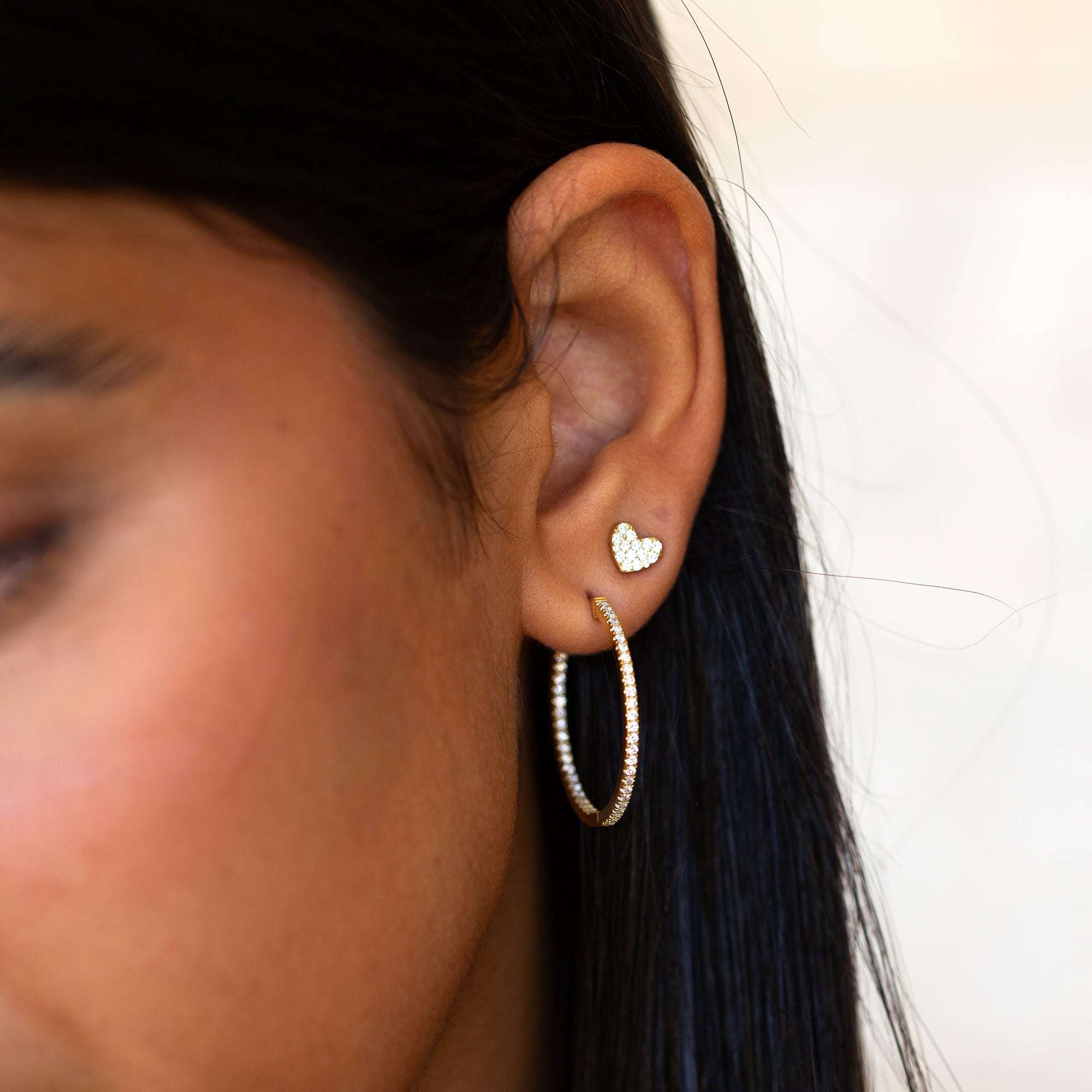 עגילי חישוק יהלומים