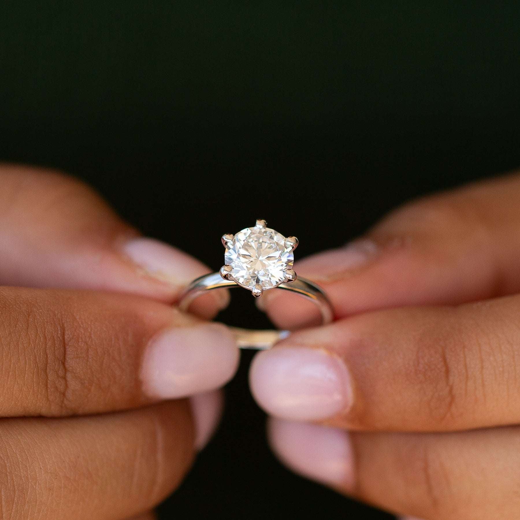 טבעת אירוסין 2 קראט קלאסית