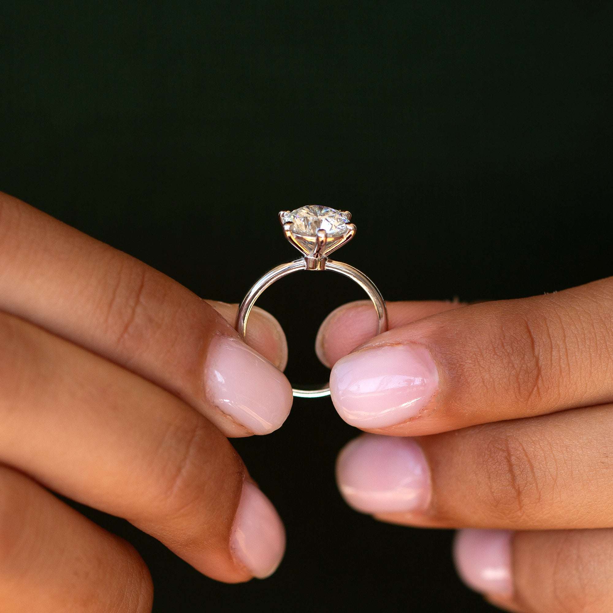 טבעת אירוסין 2 קראט קלאסית