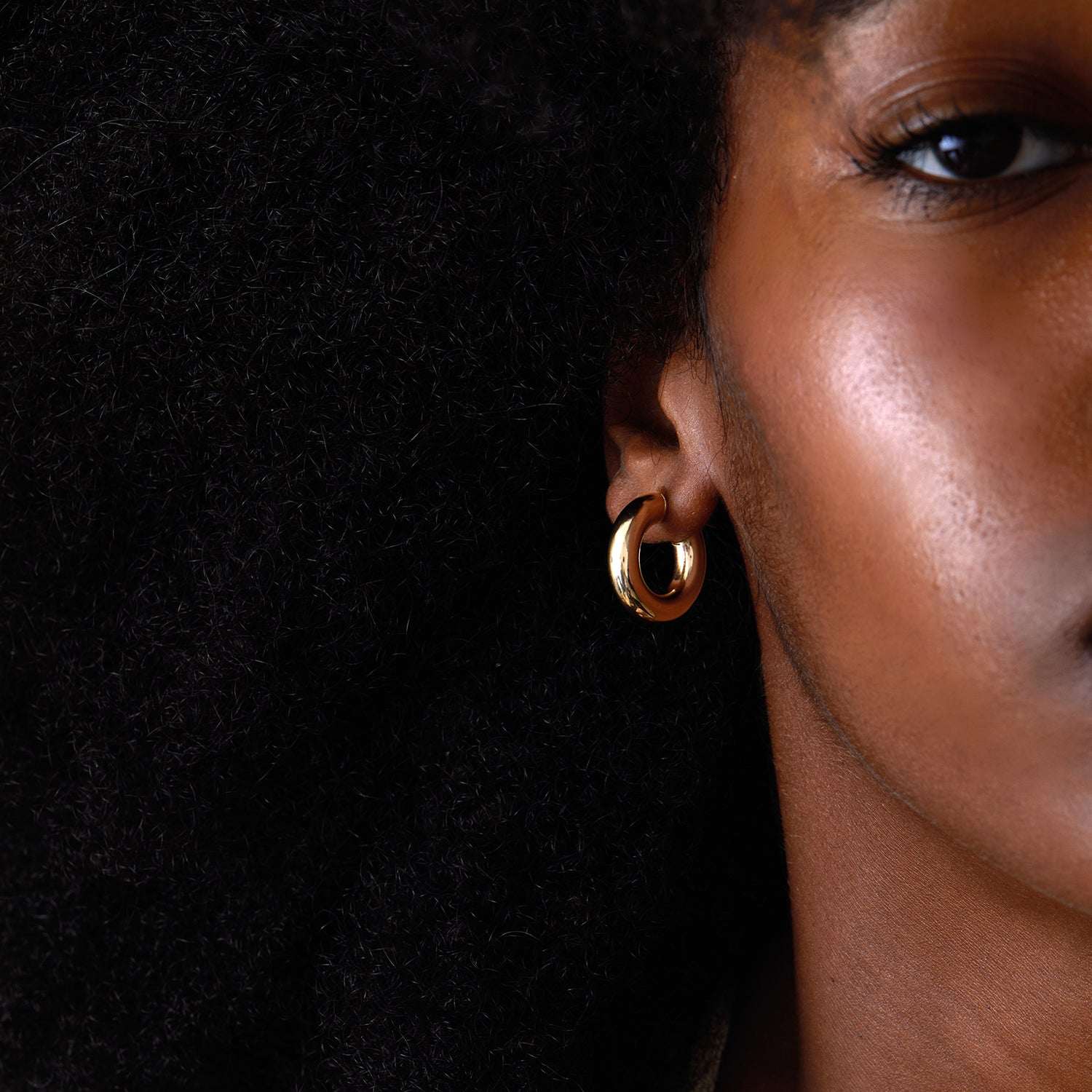 עגילי חישוק עבים מזהב